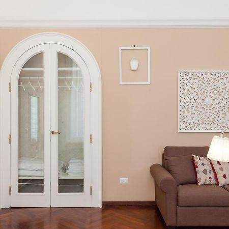 Apartamento Garibaldi I Nápoles Exterior foto