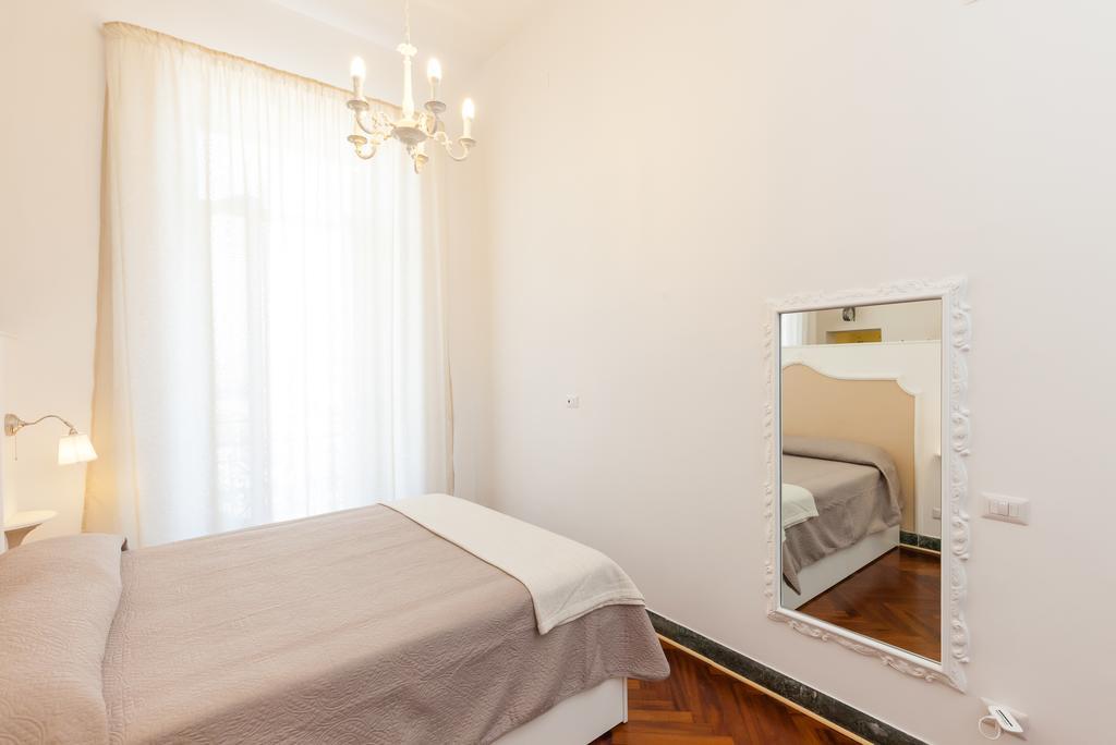 Apartamento Garibaldi I Nápoles Exterior foto