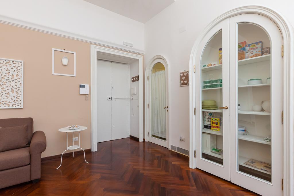 Apartamento Garibaldi I Nápoles Exterior foto